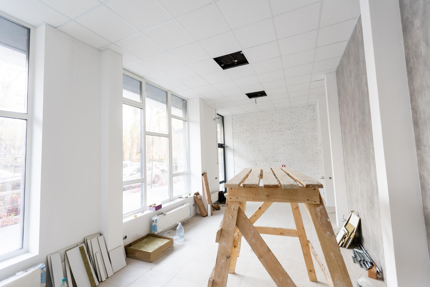 La pièce à rénover. Maison. Rénovation.